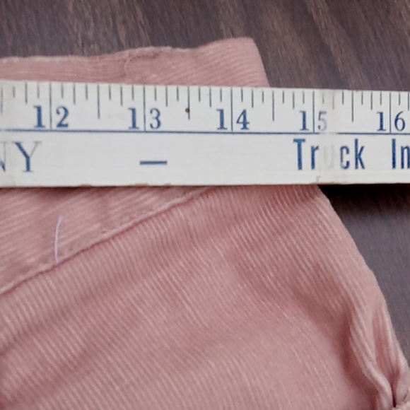 Woman's corduroy jeans, some kind of pink. Good stretch. Size 9. - Picture 7 of 11